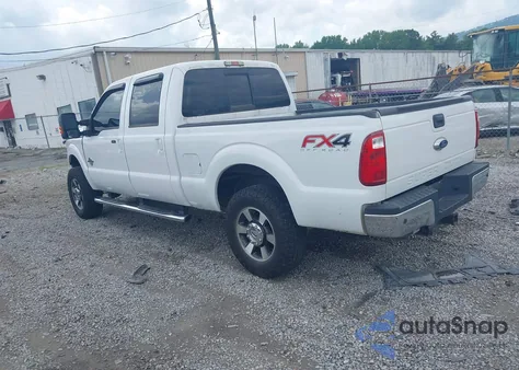 2016 Ford F-250 Lariat z USA, uszkodzony, nr VIN 1FT7W2BT5GEA42239